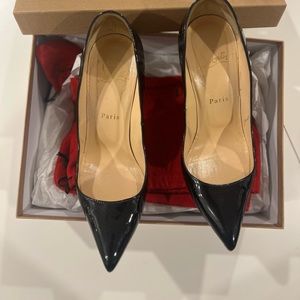 Pigalle 120mm patent -leather in black 
size 38